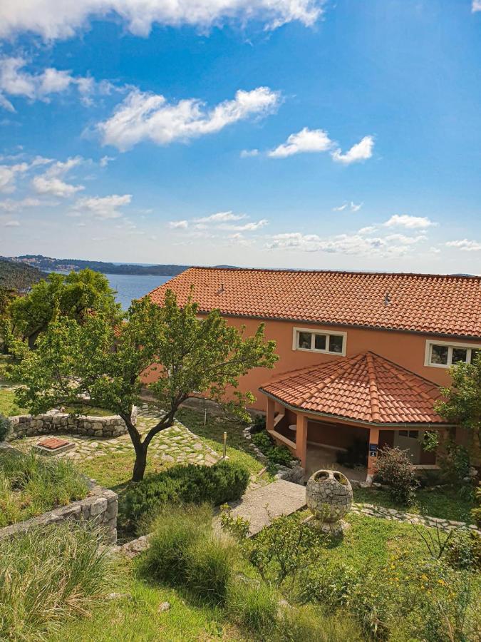 Apartma Apartmani Ana