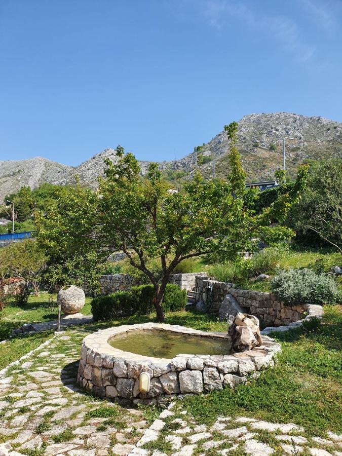 Apartment Apartmani Ana Mlini