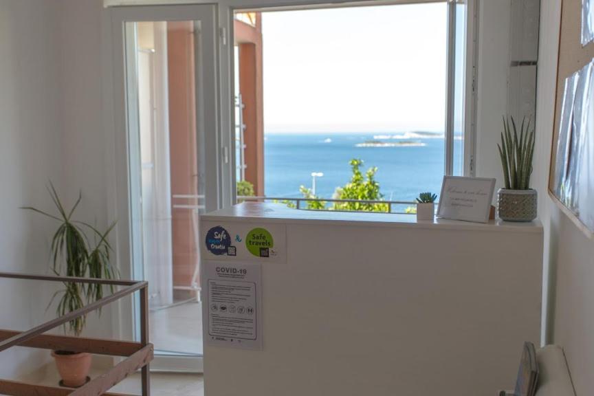 Apartment Apartmani Ana *