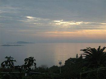Apartmani Ana *