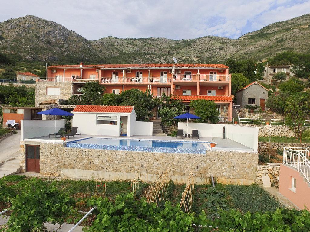 Apartmani Ana Apartment